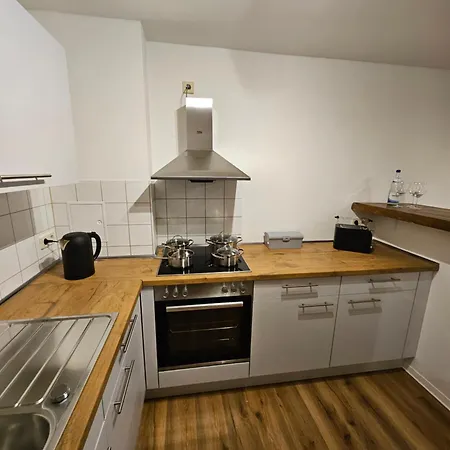 Ferienwohnung 2 Raum Maisonetten Im Zittauer Stadtzentrum Innenstadt Innenring Top Lage Markt Und Rathaus Naehe 아파트 슈베린